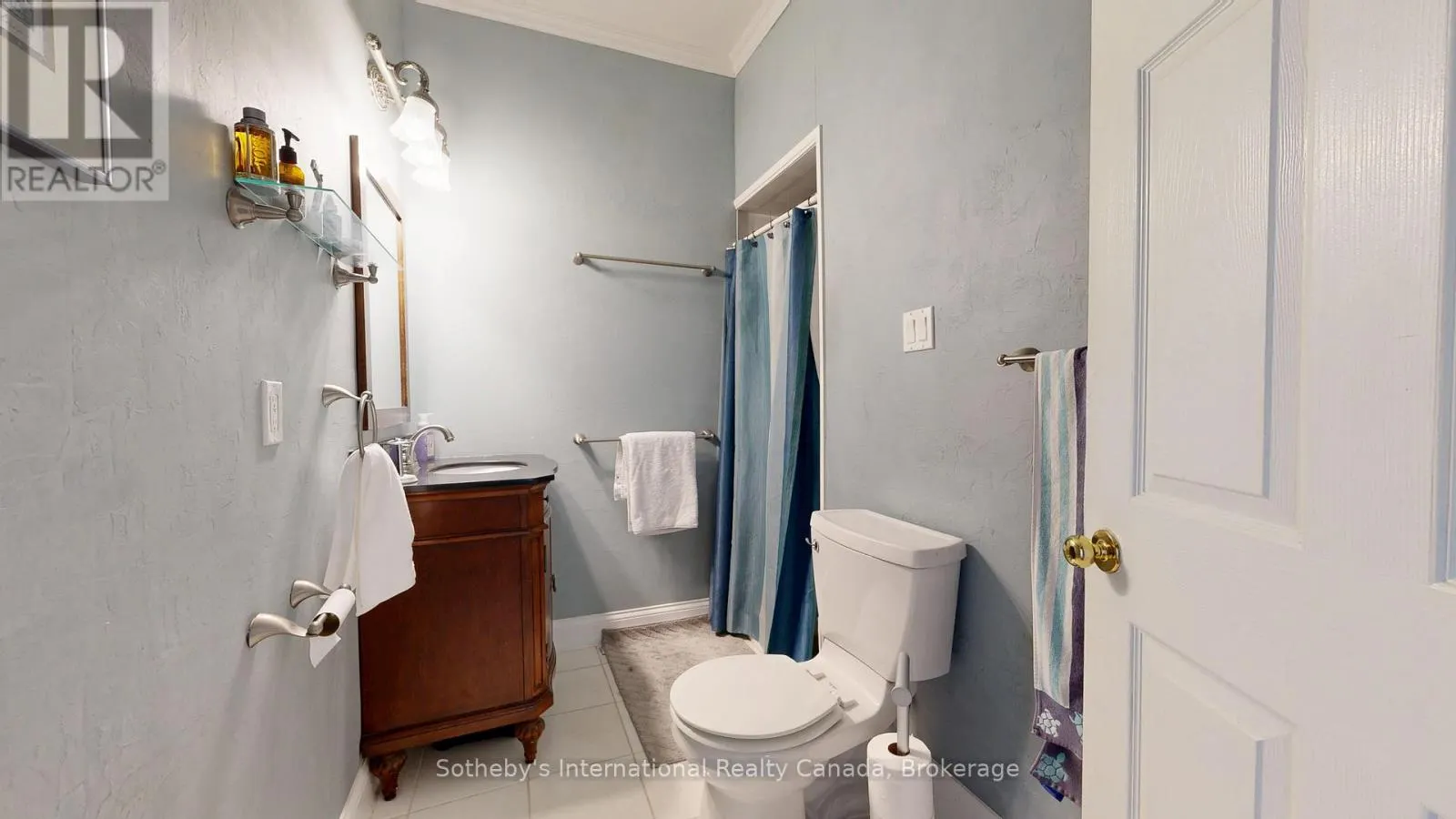 A - 103 BRUCE STREET S, #A