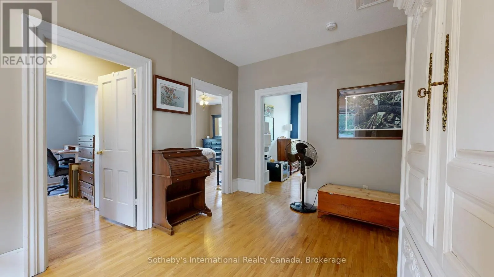 A - 103 BRUCE STREET S, #A