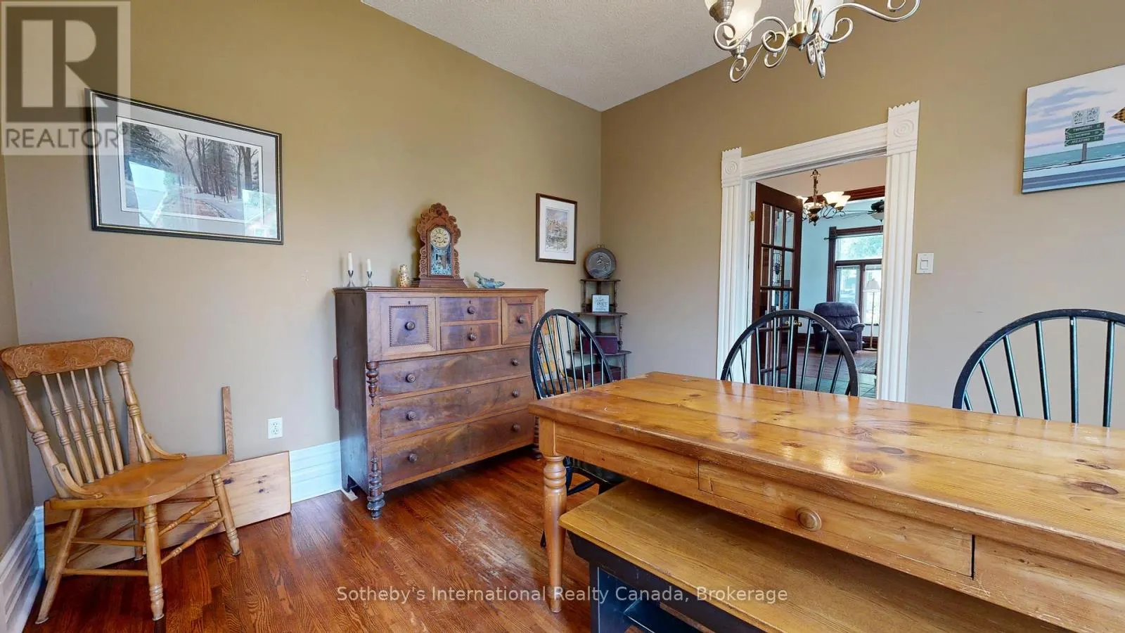 A - 103 BRUCE STREET S, #A