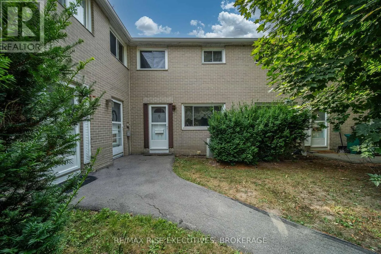 8 - 258 QUEEN MARY ROAD, #8