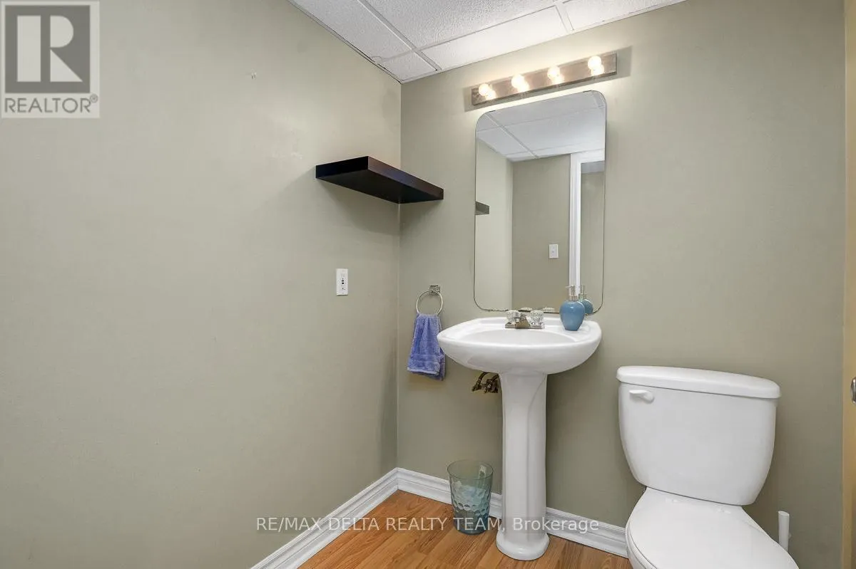 211 DUNTROON CIRCLE