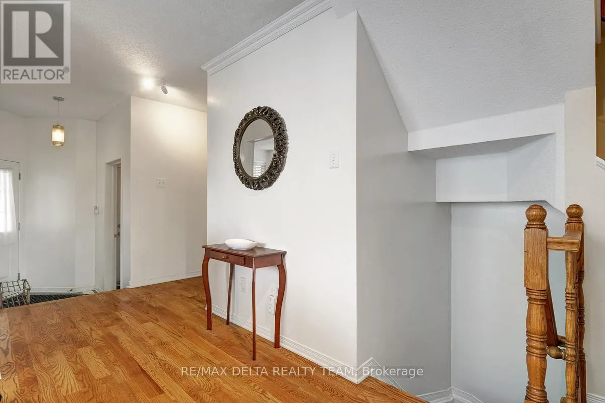 211 DUNTROON CIRCLE