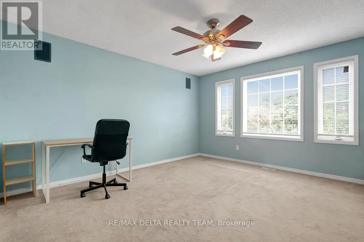 211 DUNTROON CIRCLE
