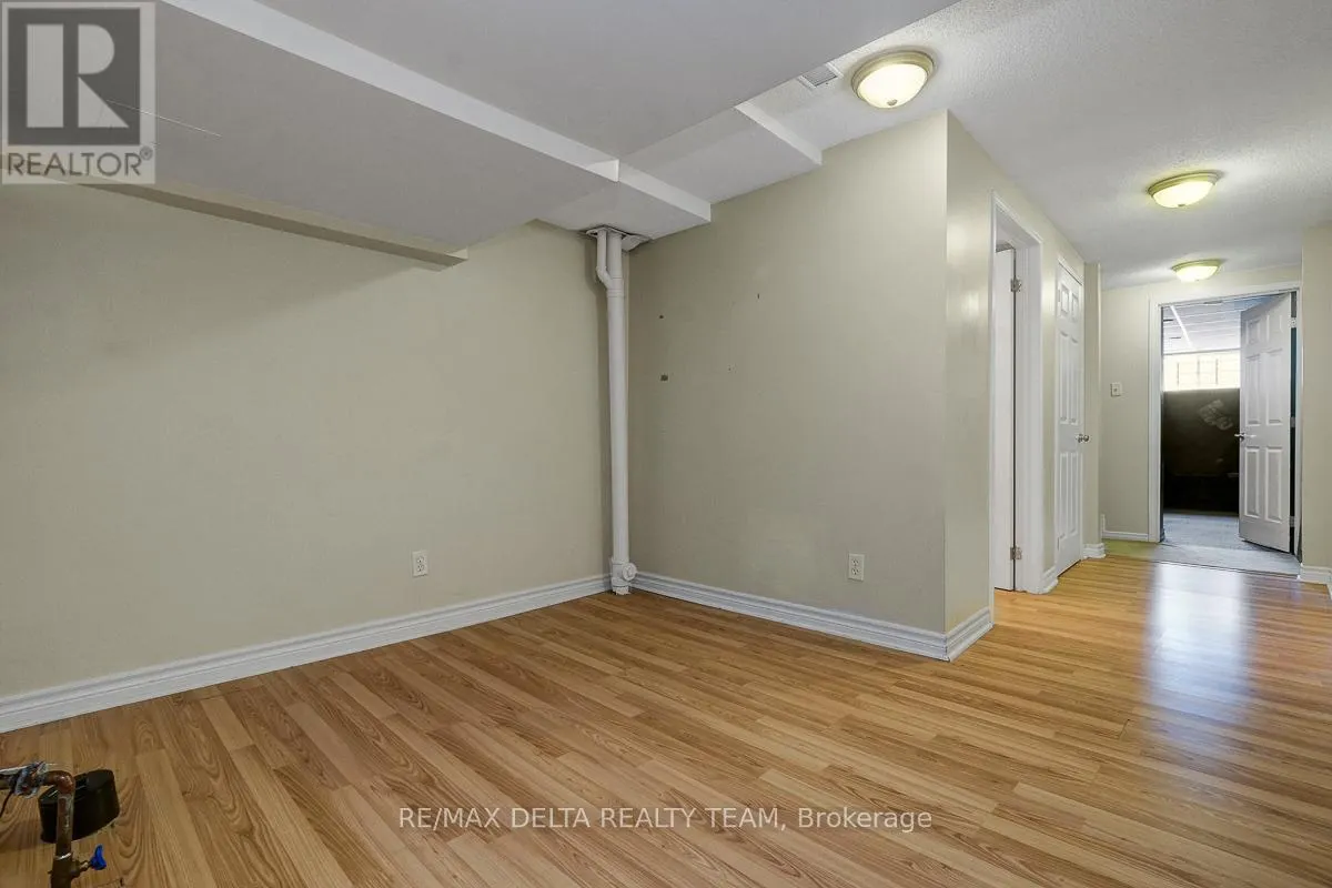 211 DUNTROON CIRCLE