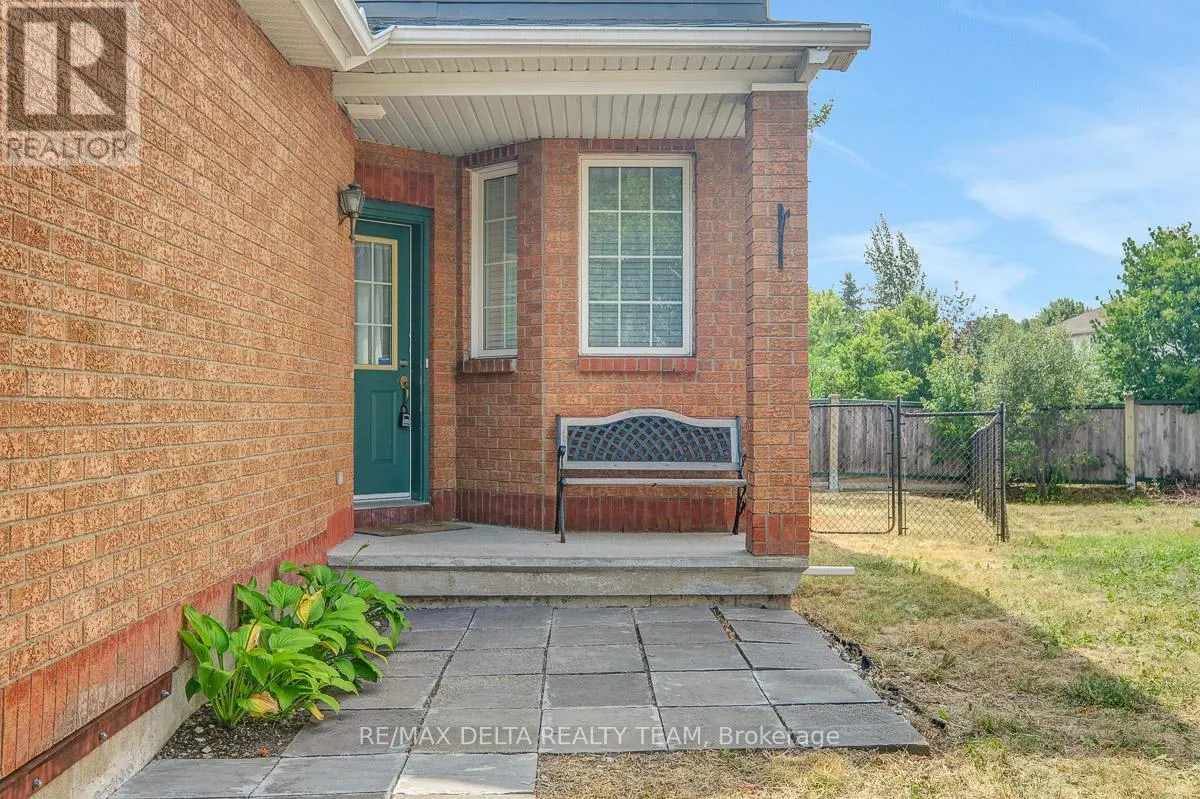 211 DUNTROON CIRCLE
