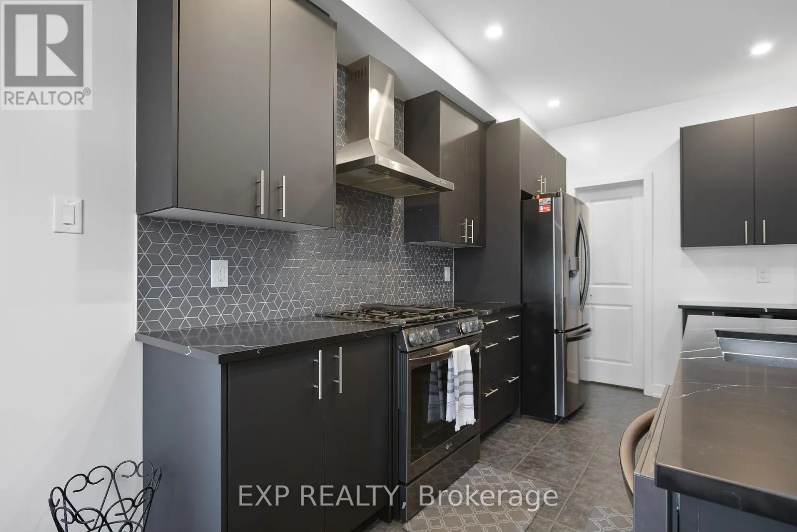 3301 FINDLAY CREEK DRIVE