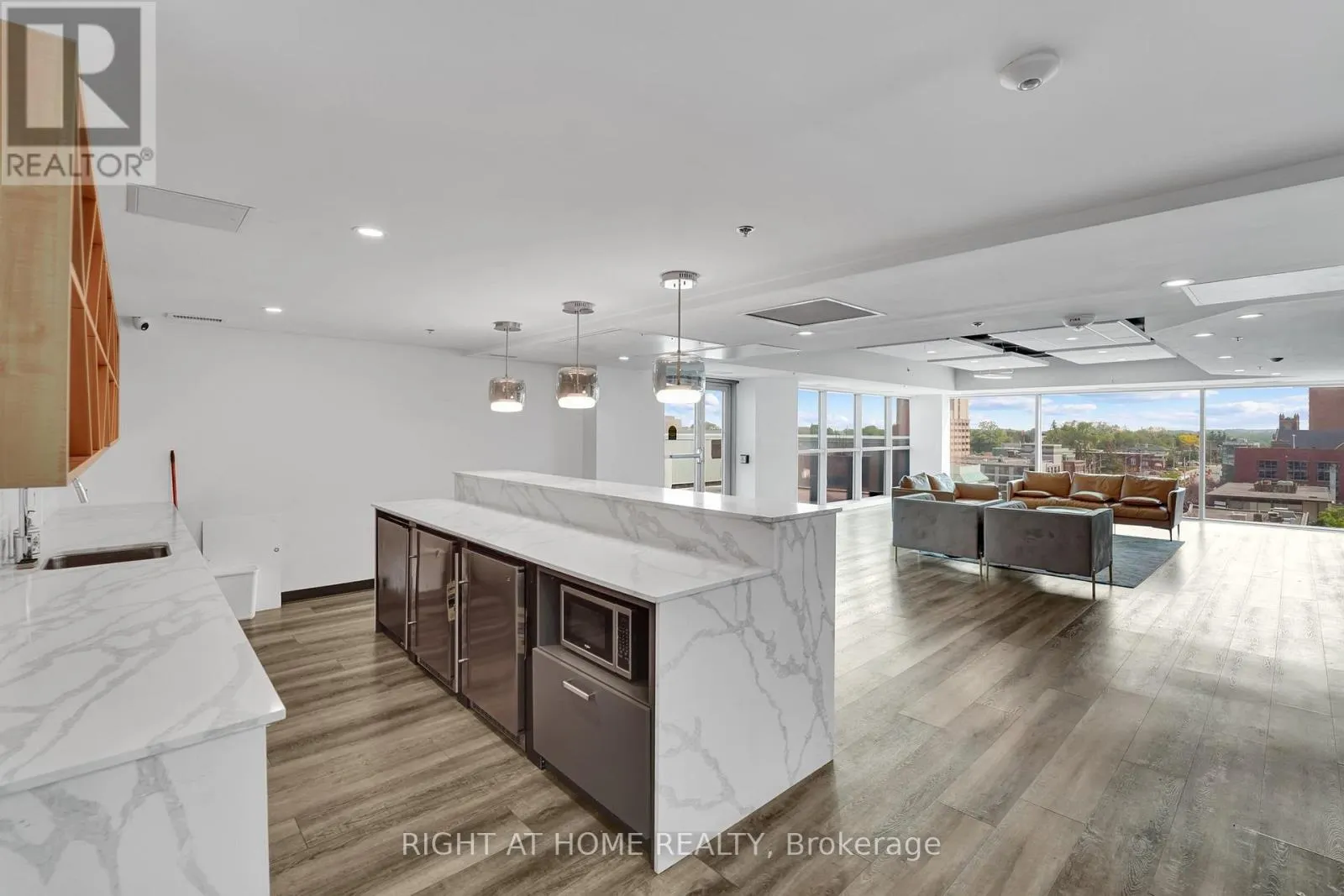 2401 - 60 FREDERICK STREET