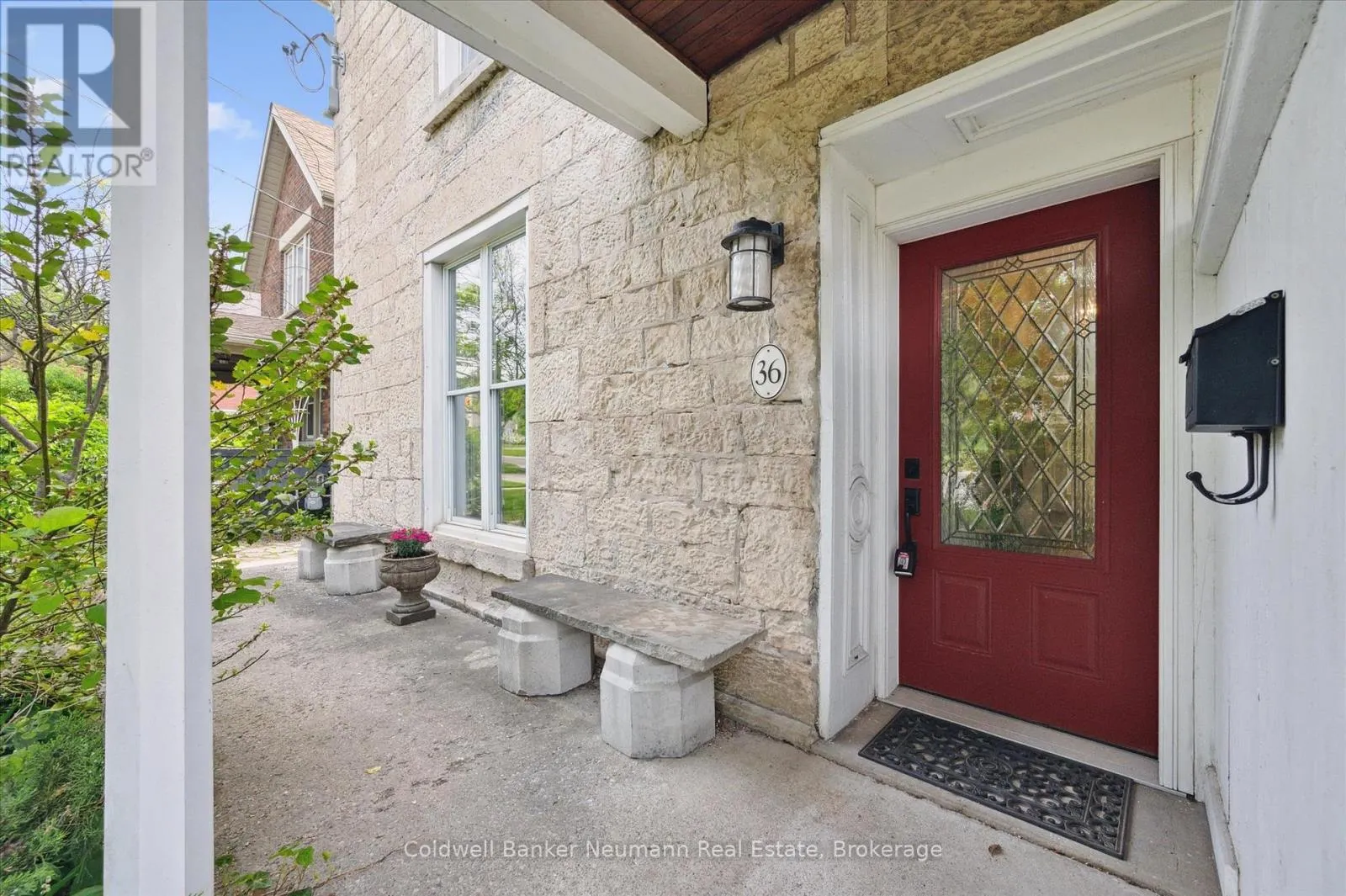 36 WATERLOO AVENUE