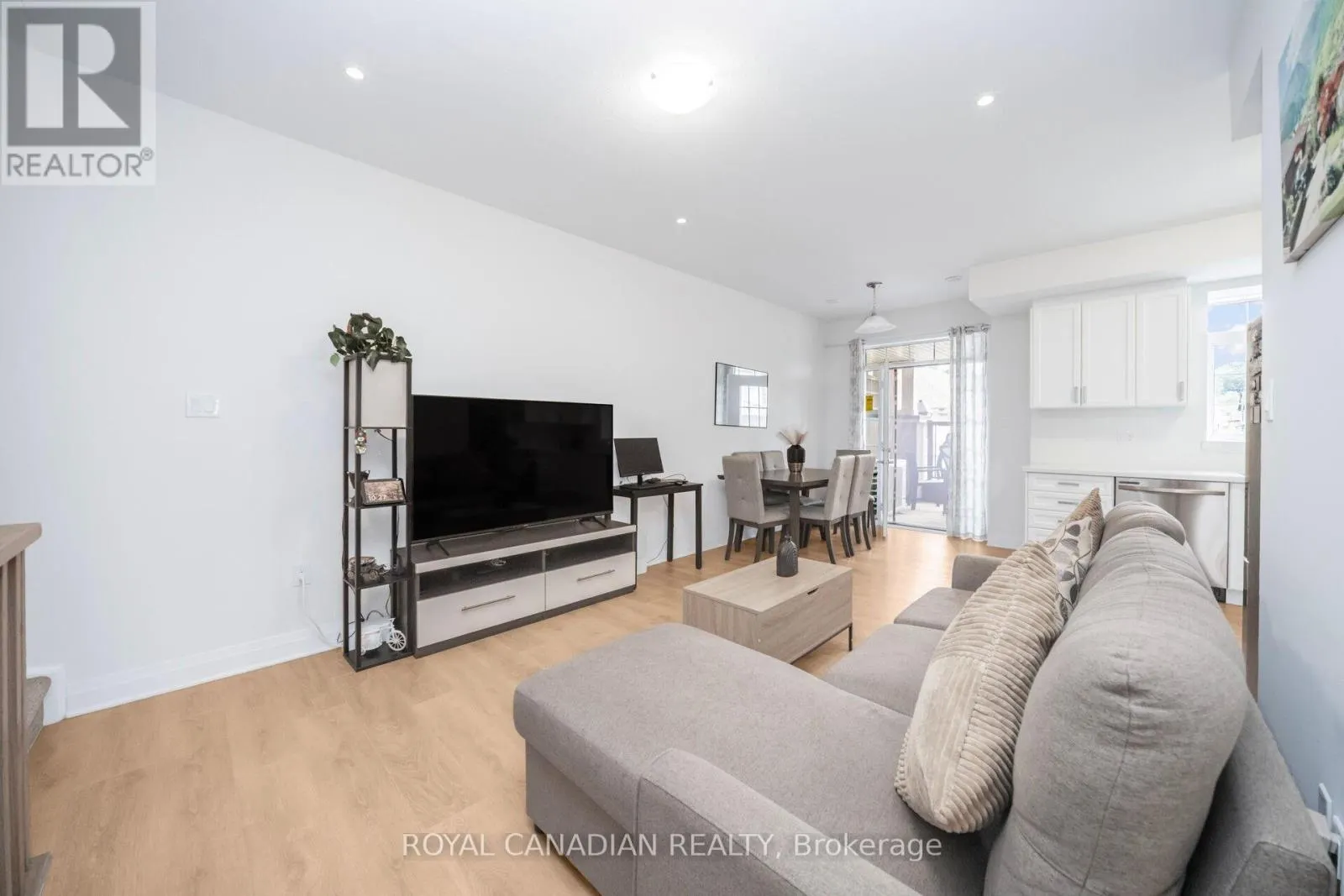 43 - 305 GARNER ROAD