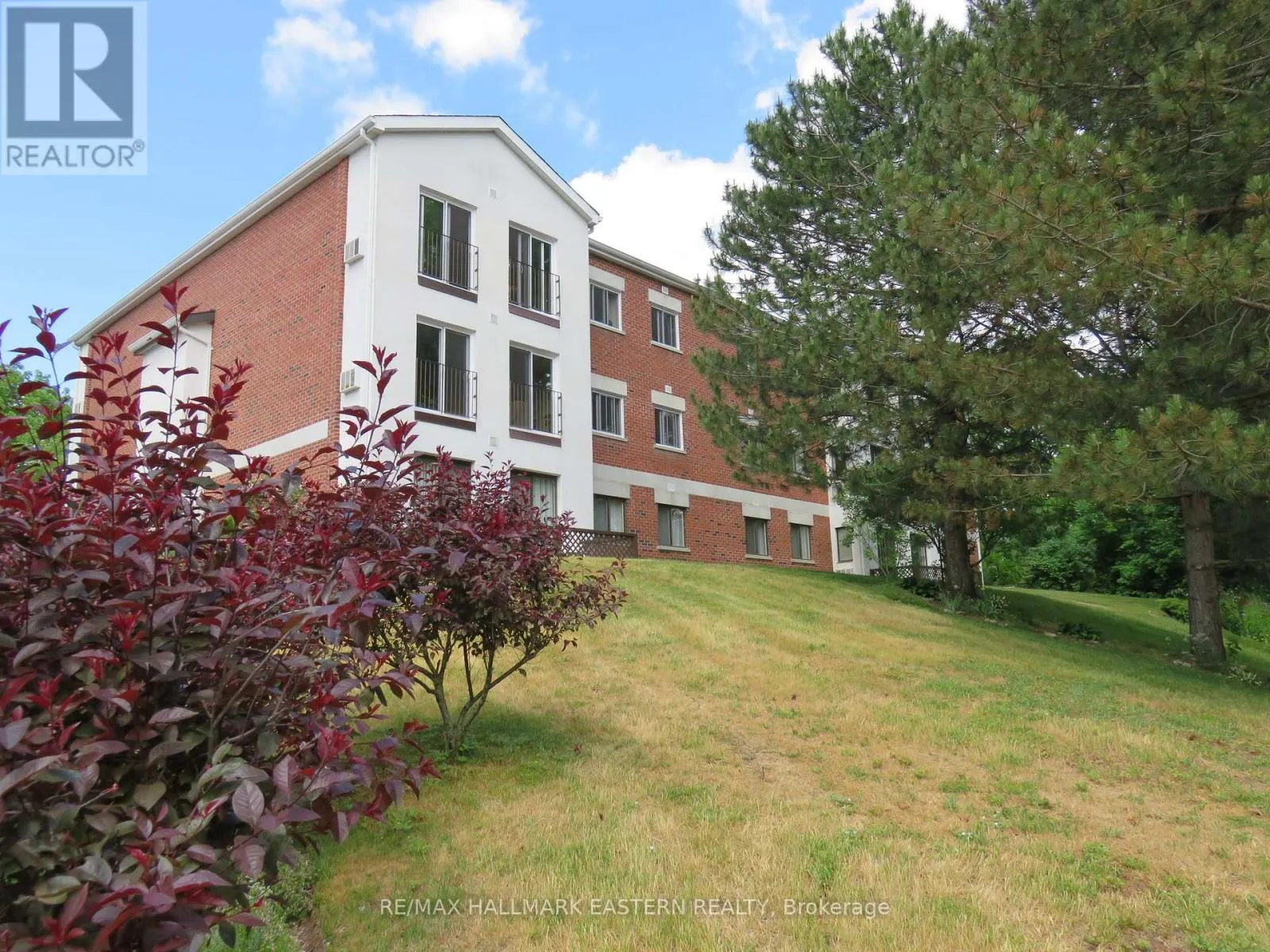 208 - 1111 WATER STREET, #208