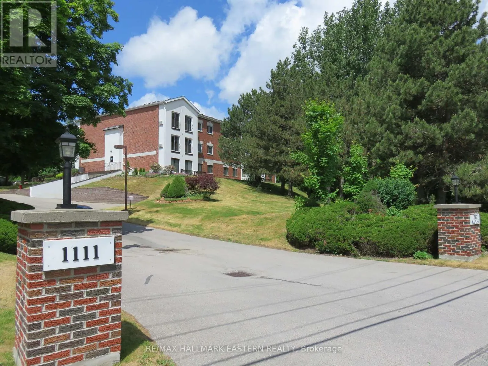 208 - 1111 WATER STREET, #208