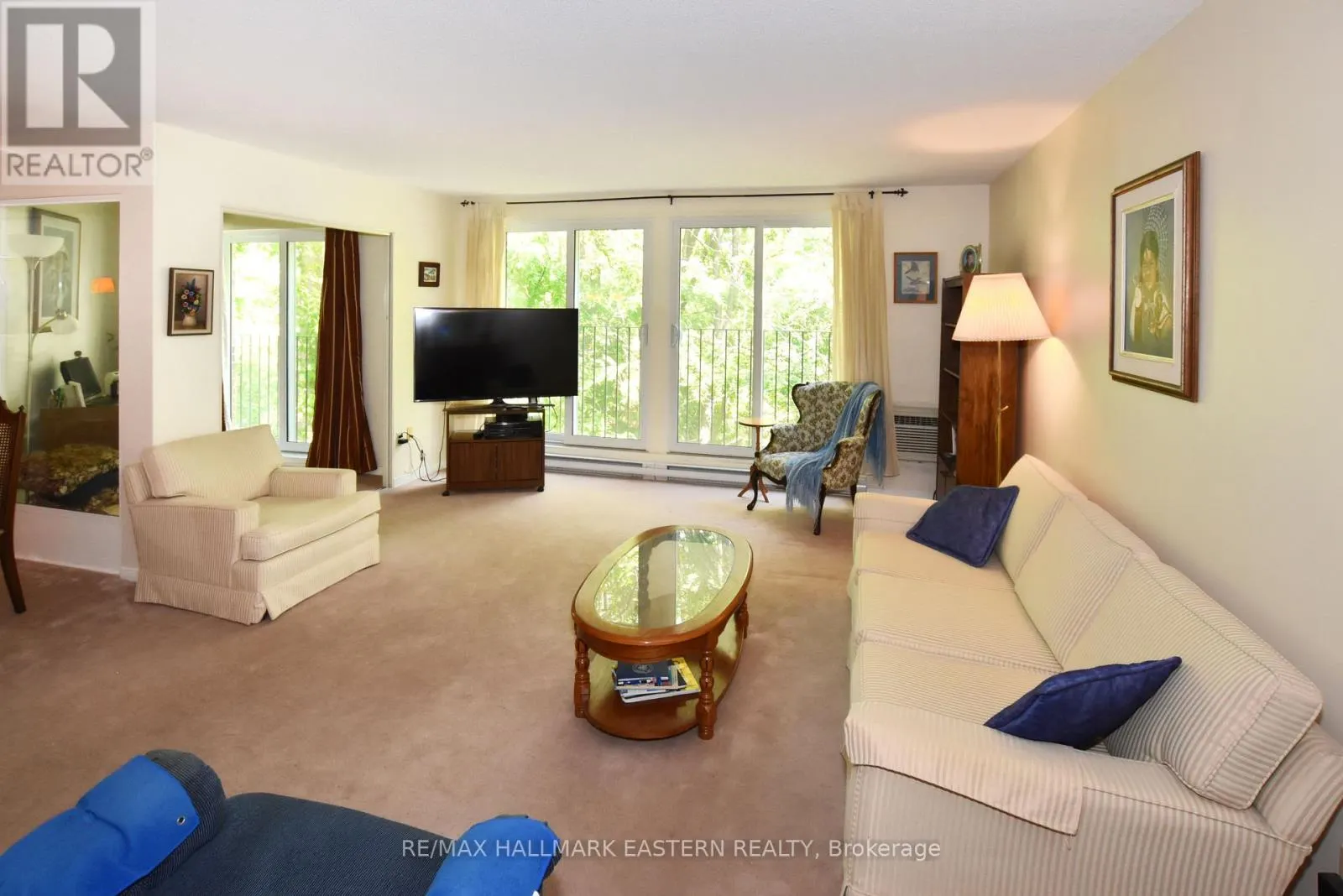 208 - 1111 WATER STREET, #208