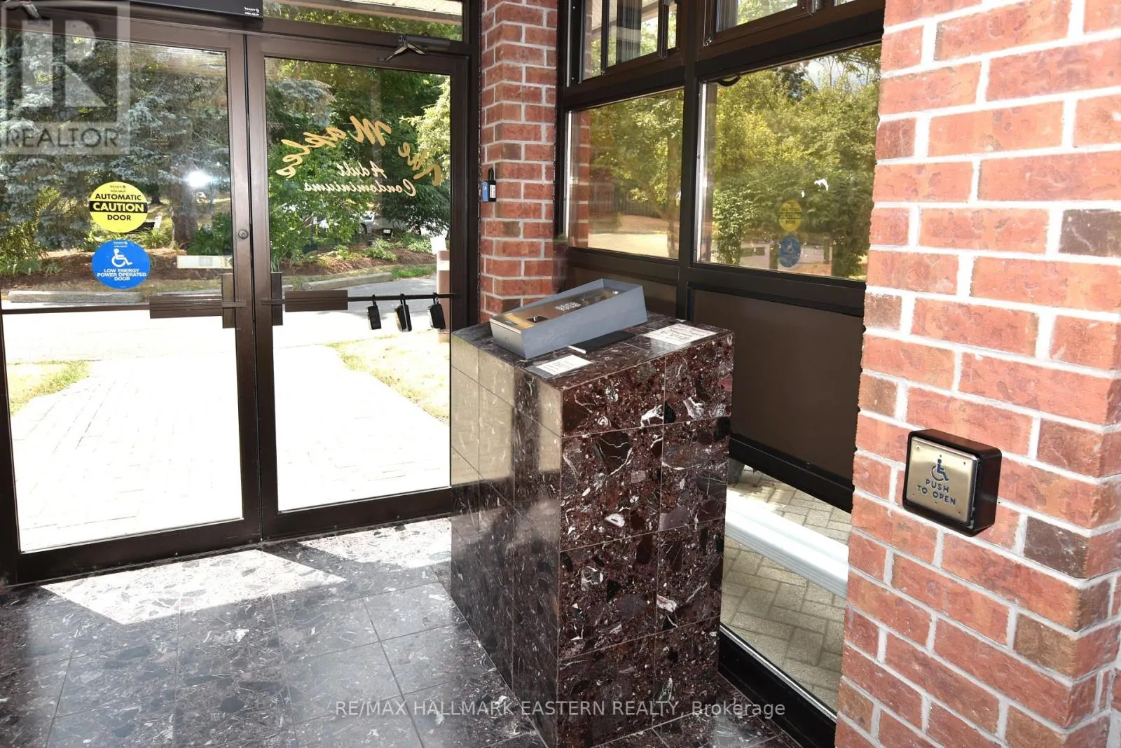 208 - 1111 WATER STREET, #208