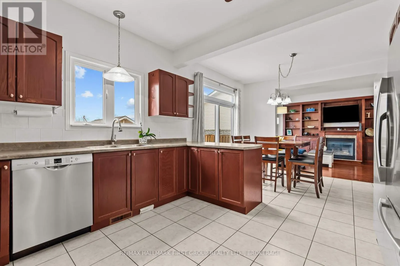 530 NORA COURT