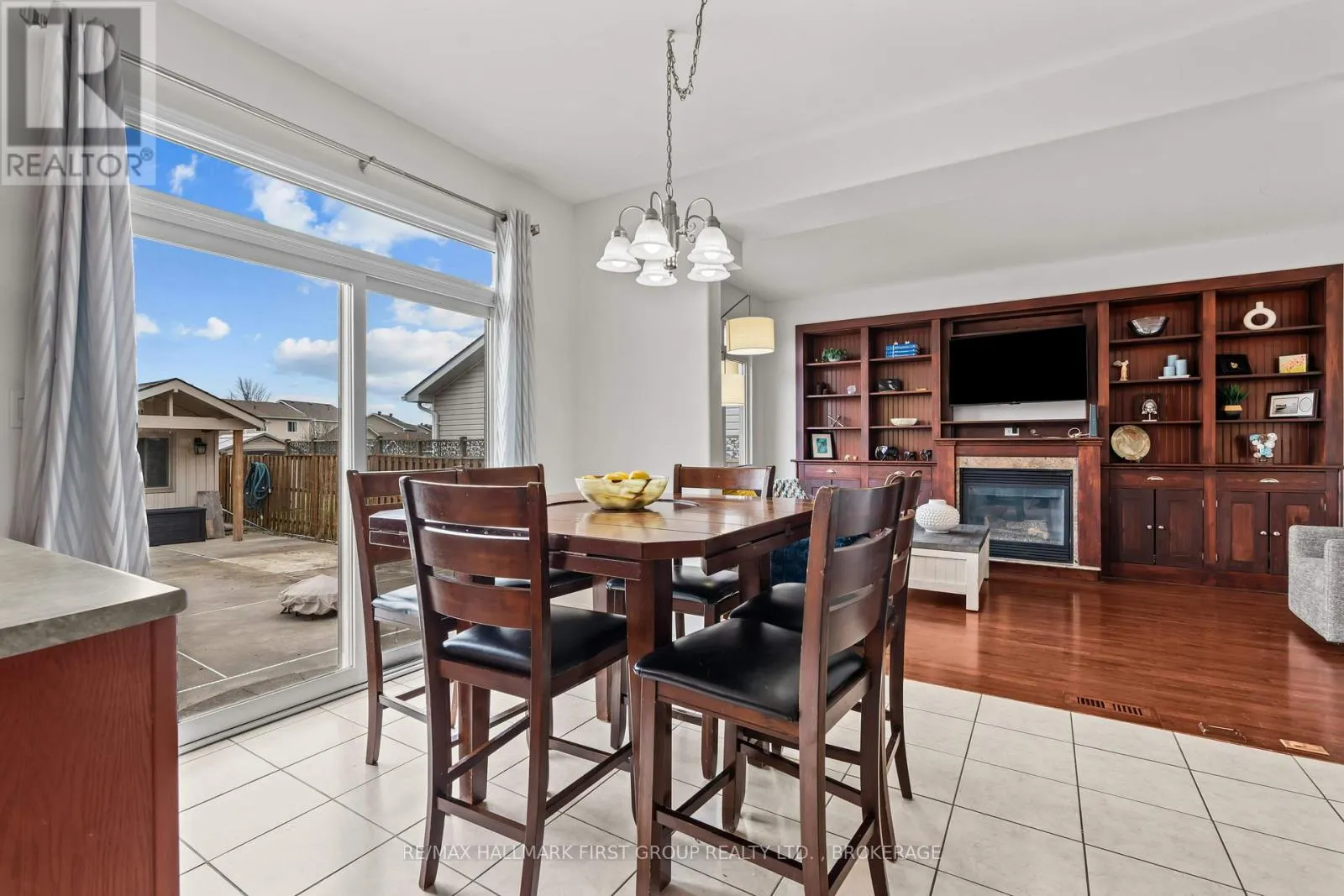 530 NORA COURT