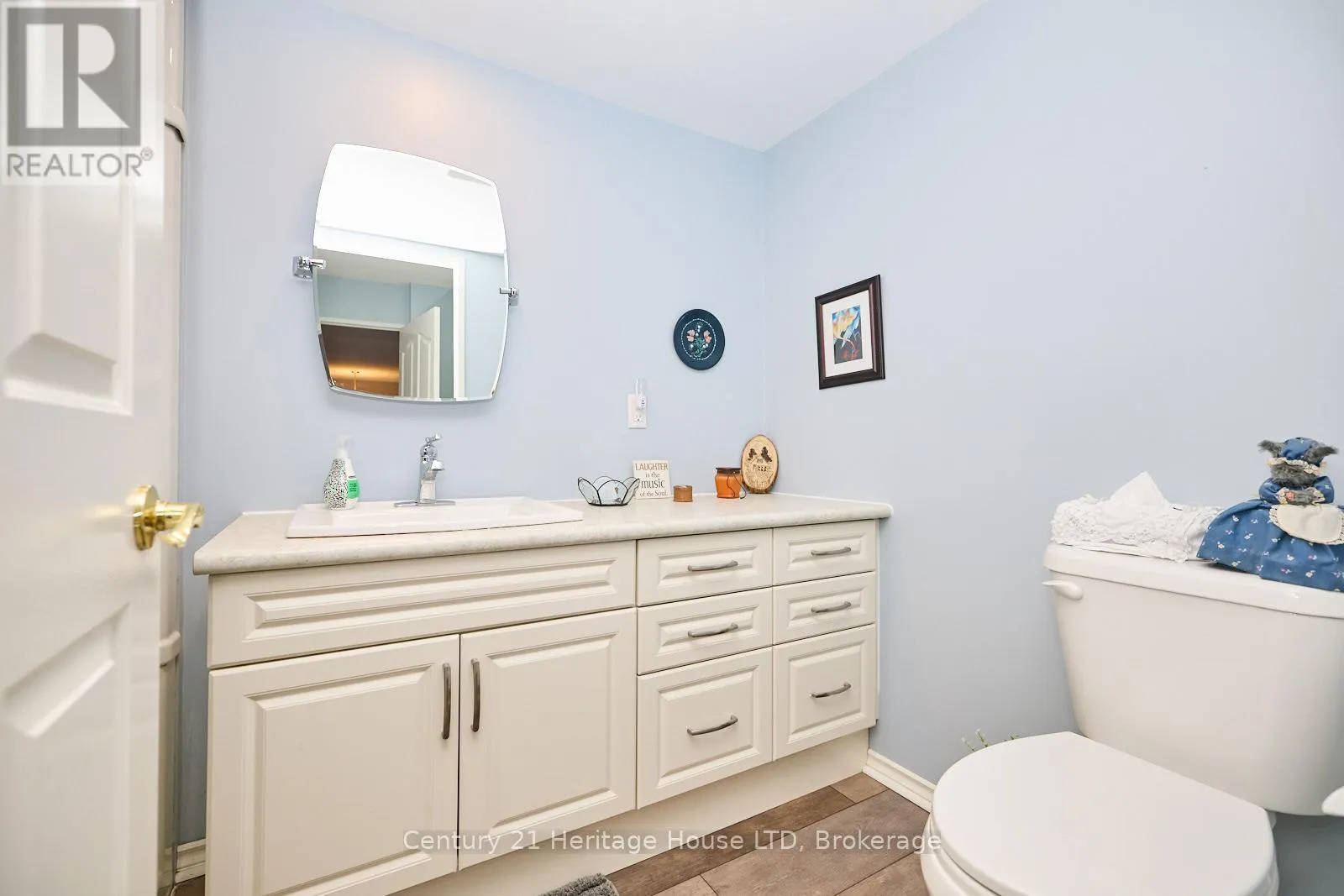 317 - 8111 FOREST GLEN DRIVE, #317