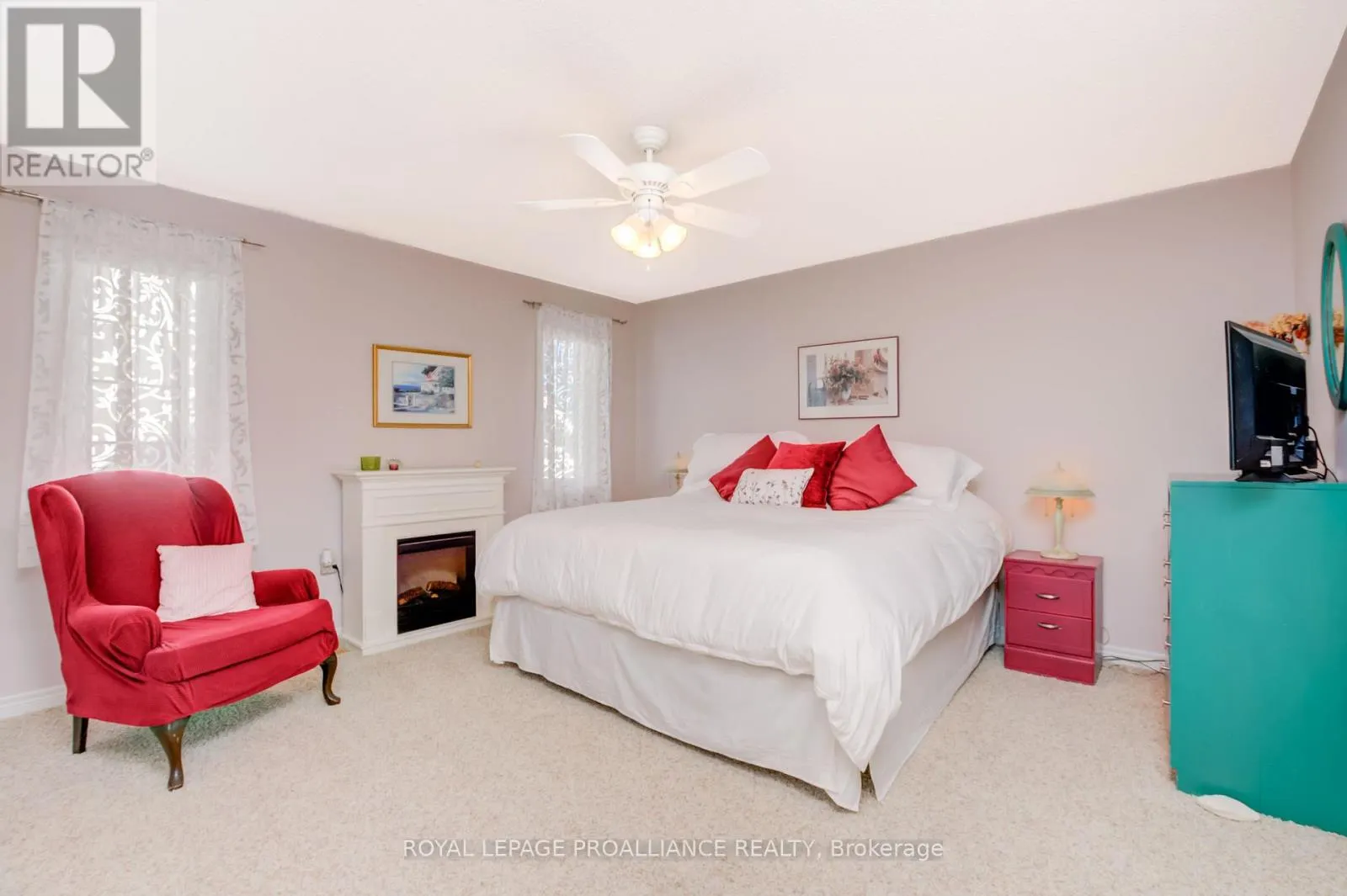 27 SANDPIPER WAY
