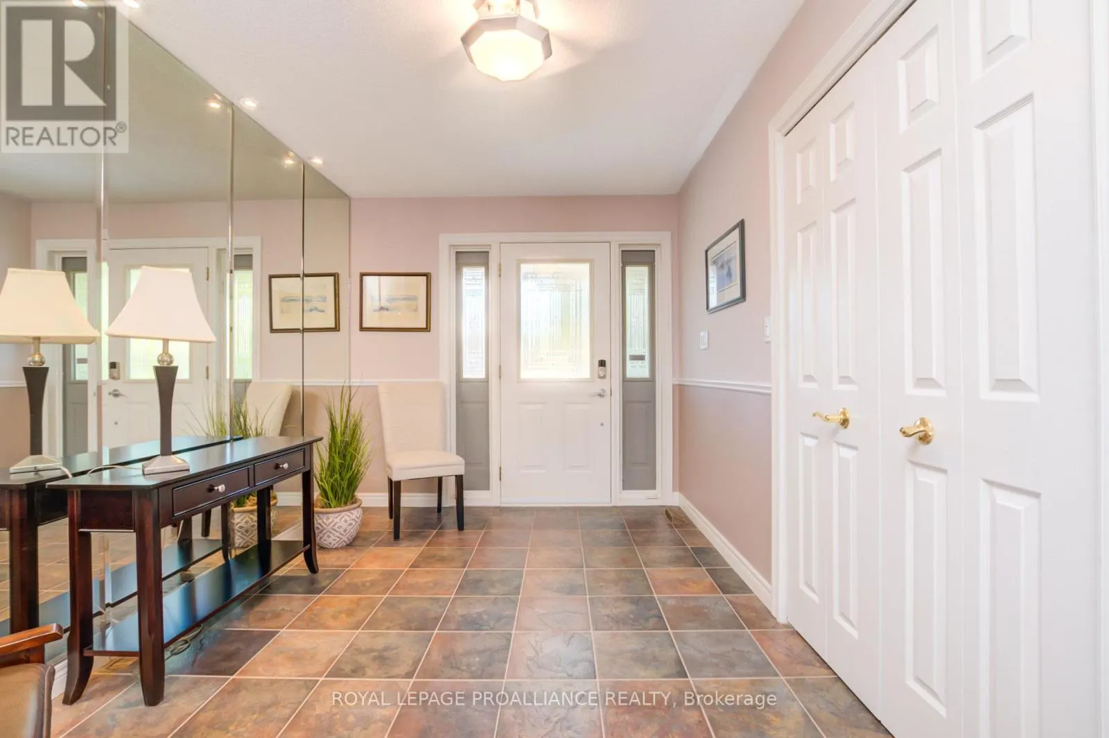 27 SANDPIPER WAY