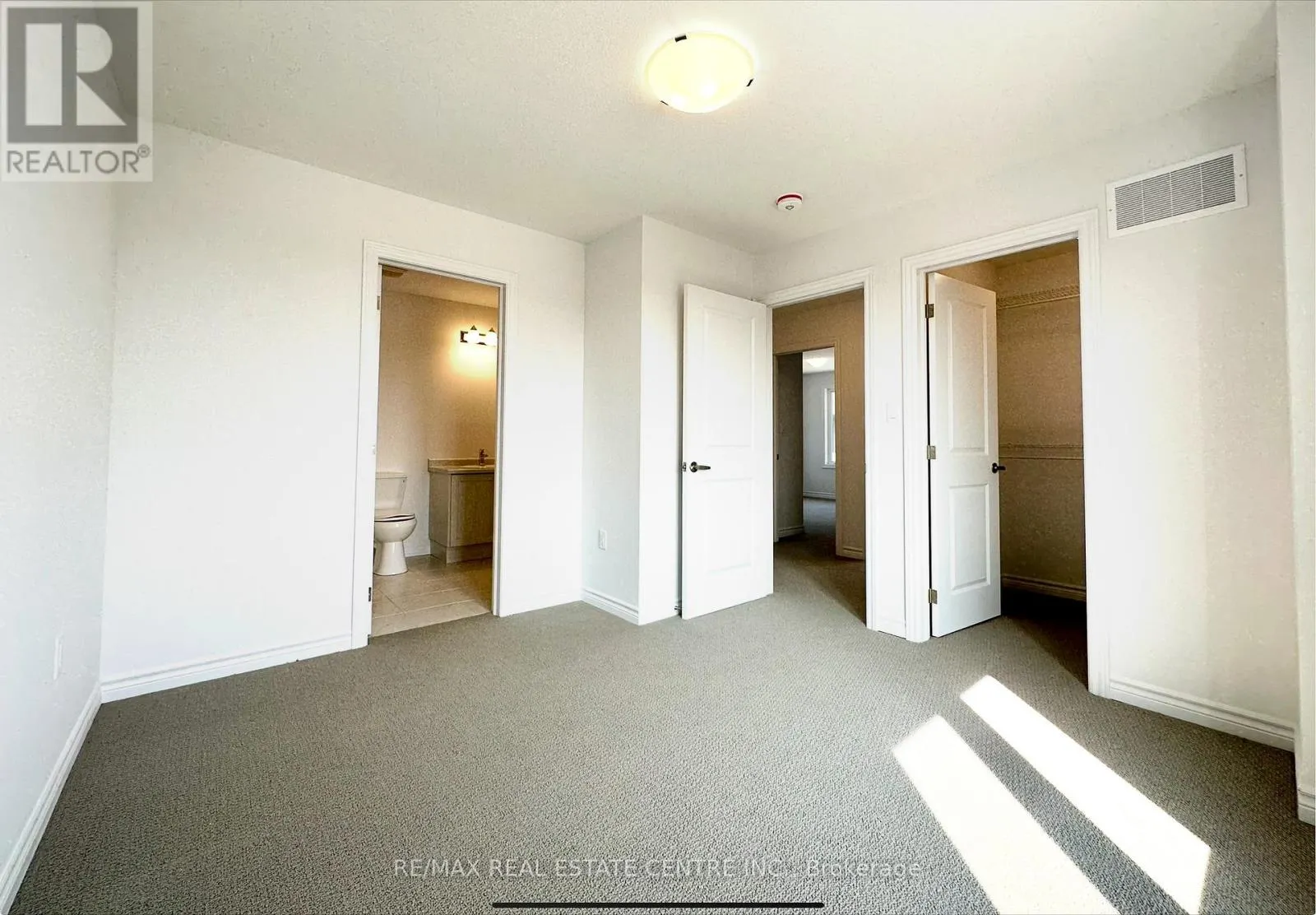 111 - 461 BLACKBURN DRIVE
