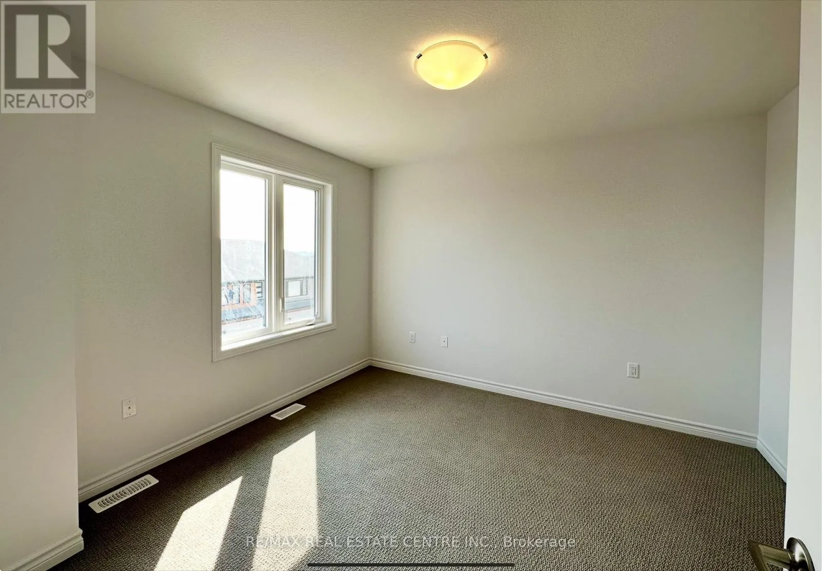111 - 461 BLACKBURN DRIVE
