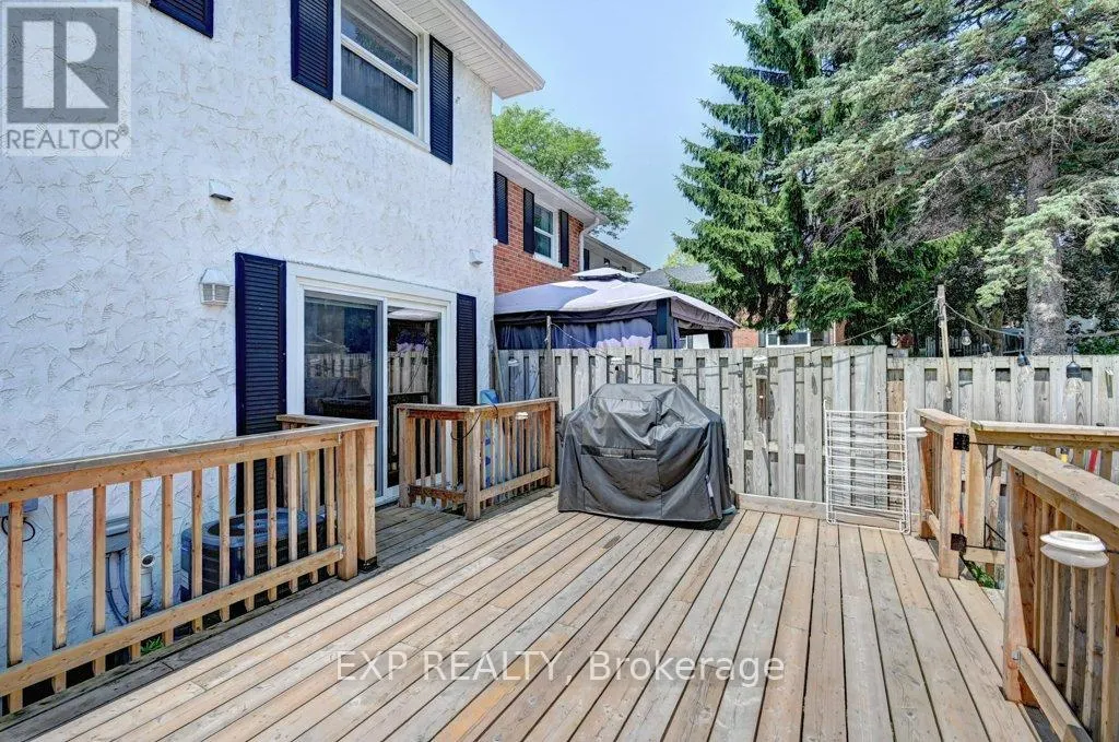 3 - 407 KEATS WAY