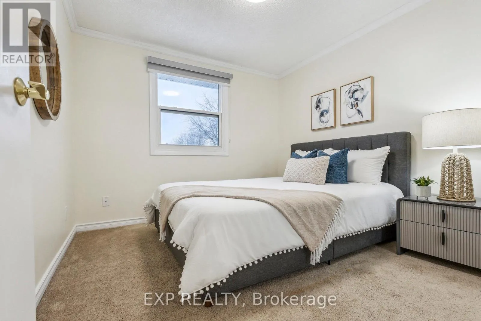 3 - 407 KEATS WAY