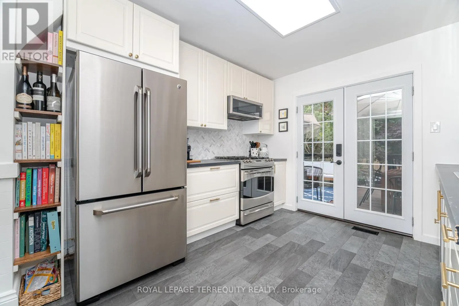 261 HOMEWOOD AVENUE