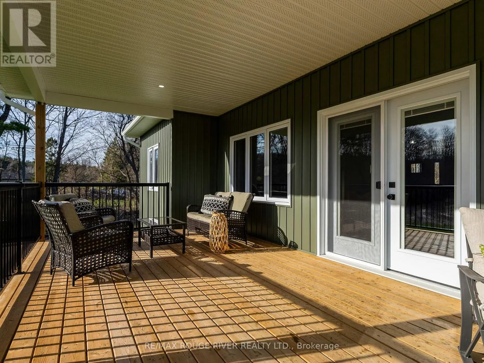 298 TOBACCO ROAD