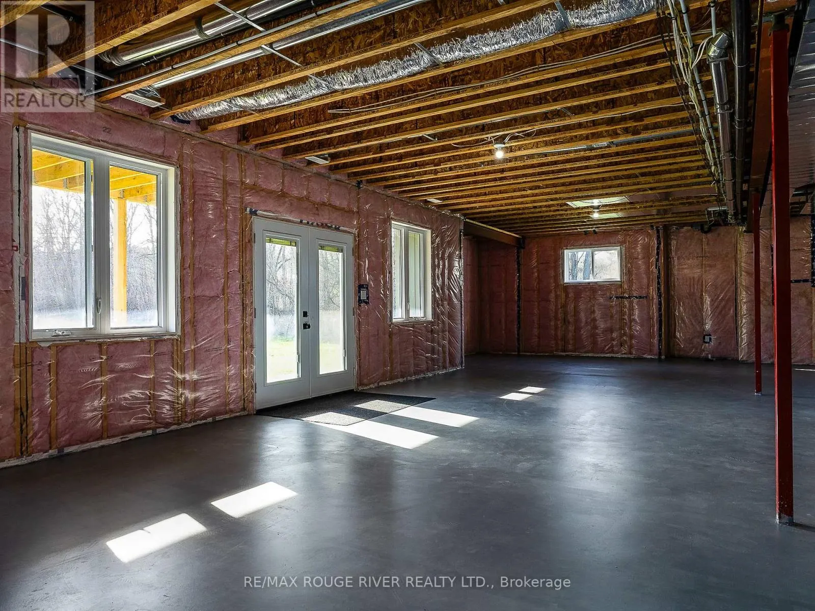 298 TOBACCO ROAD