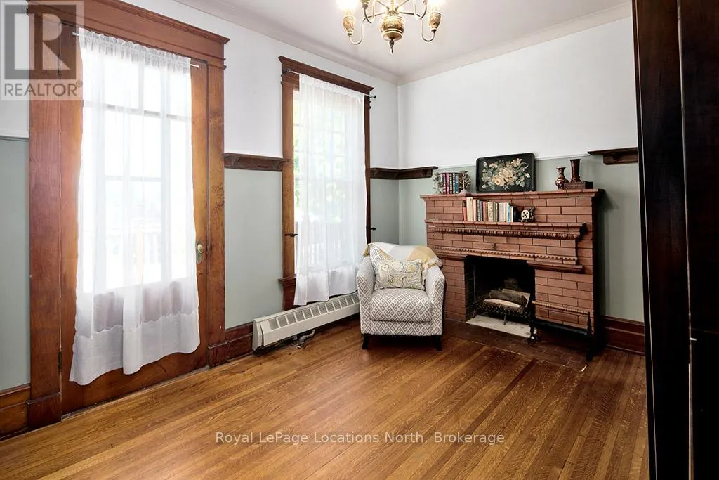 103 MARK STREET W