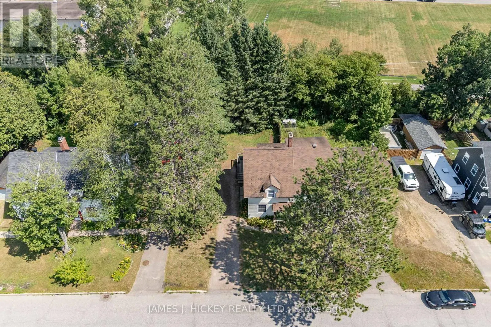 19 ALDER CRESCENT