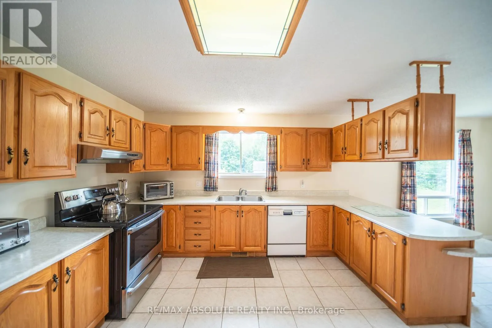 219 ST THOMAS ROAD
