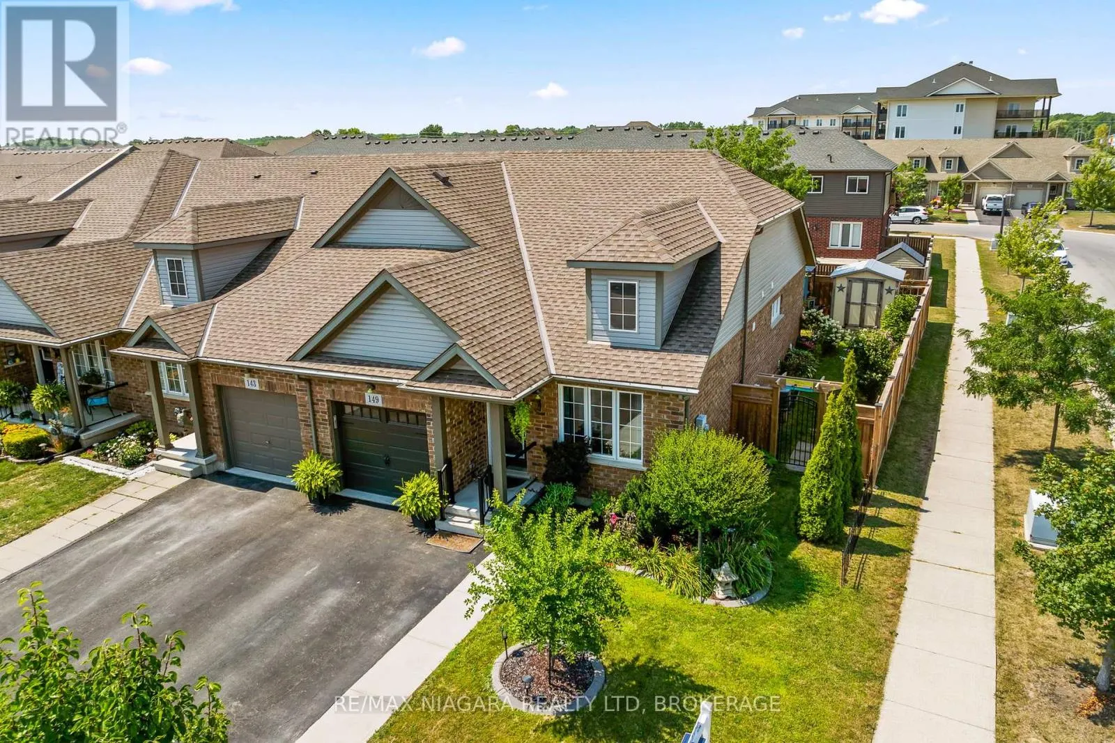 149 ROSELAWN CRESCENT