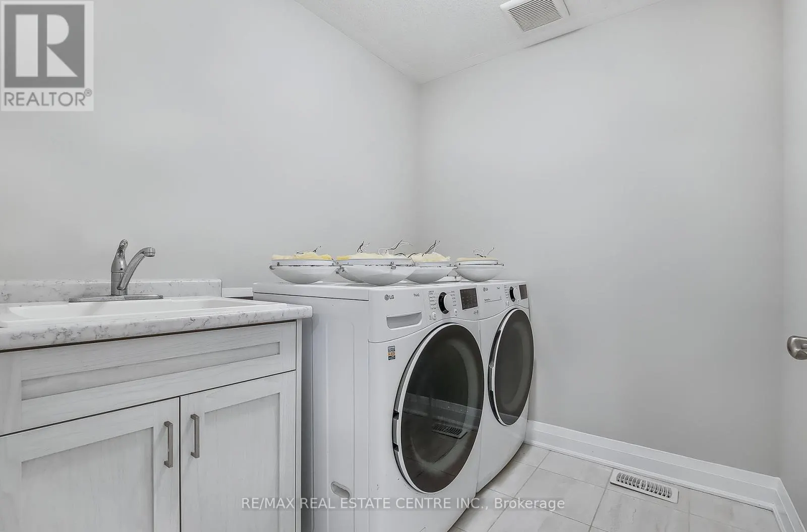 291 RASPBERRY PLACE