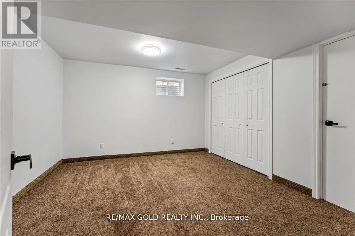 8163 HARVEST CRESCENT
