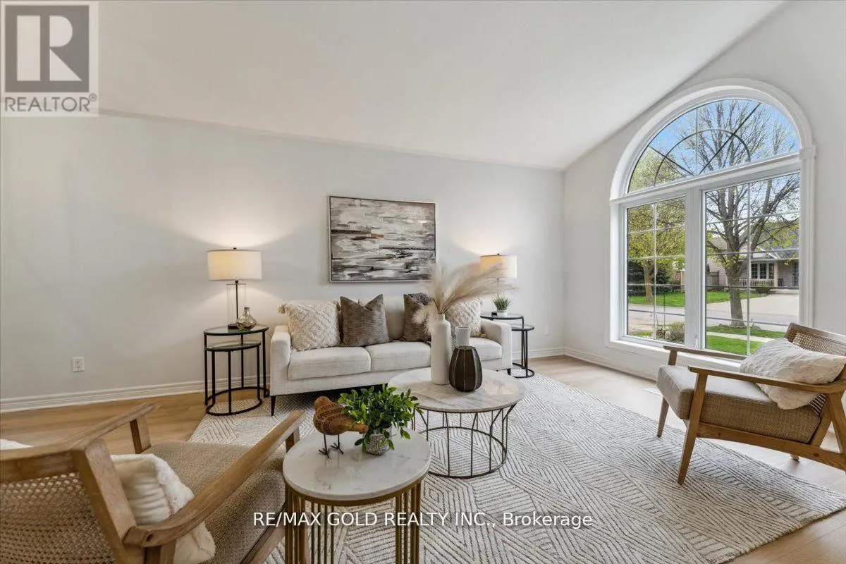 8163 HARVEST CRESCENT