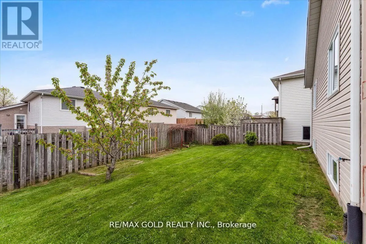 8163 HARVEST CRESCENT