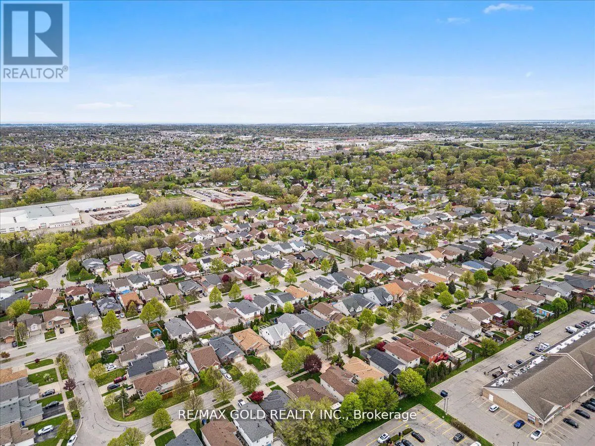 8163 HARVEST CRESCENT