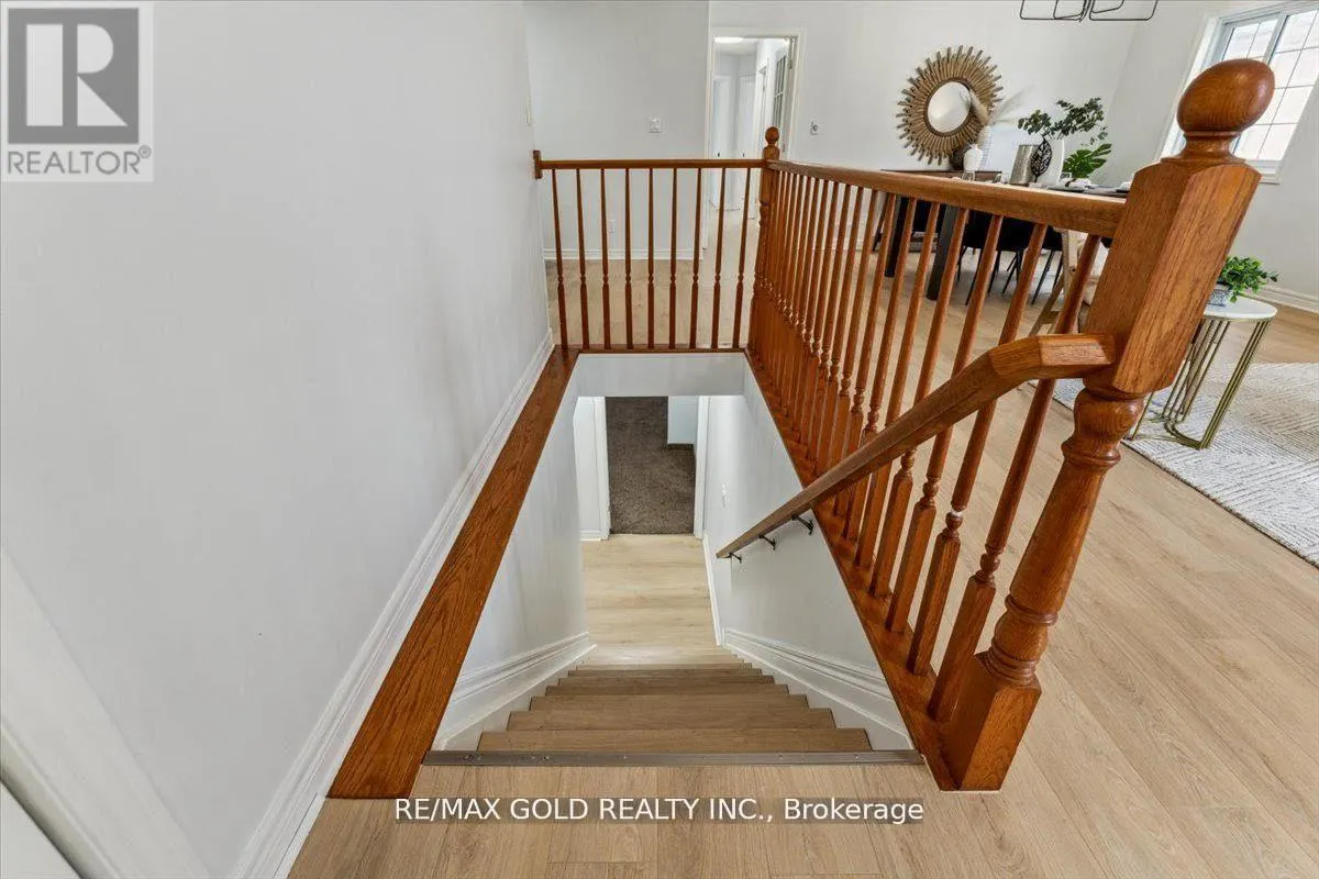 8163 HARVEST CRESCENT