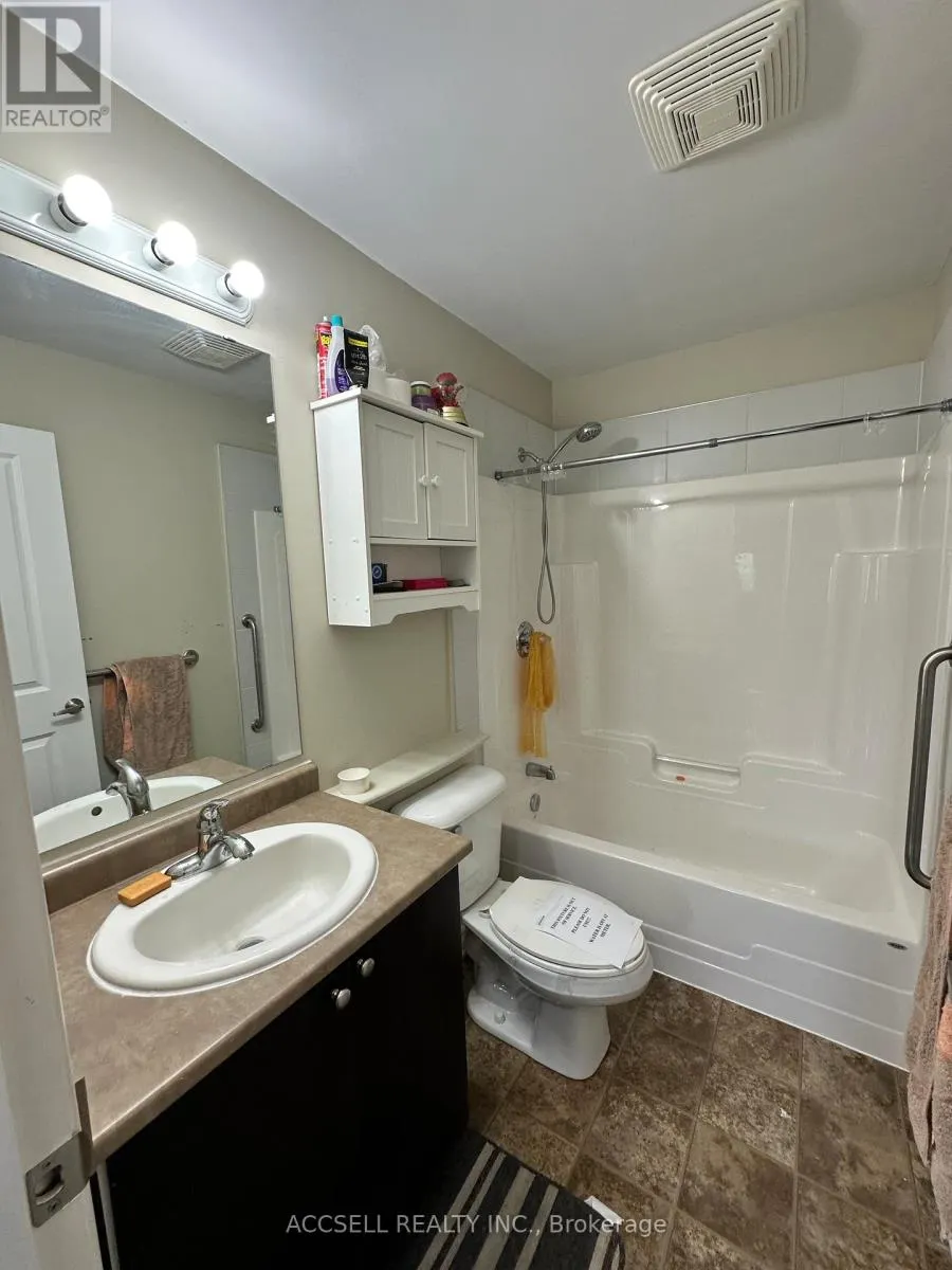 110 - 151 POTTS PRIVATE