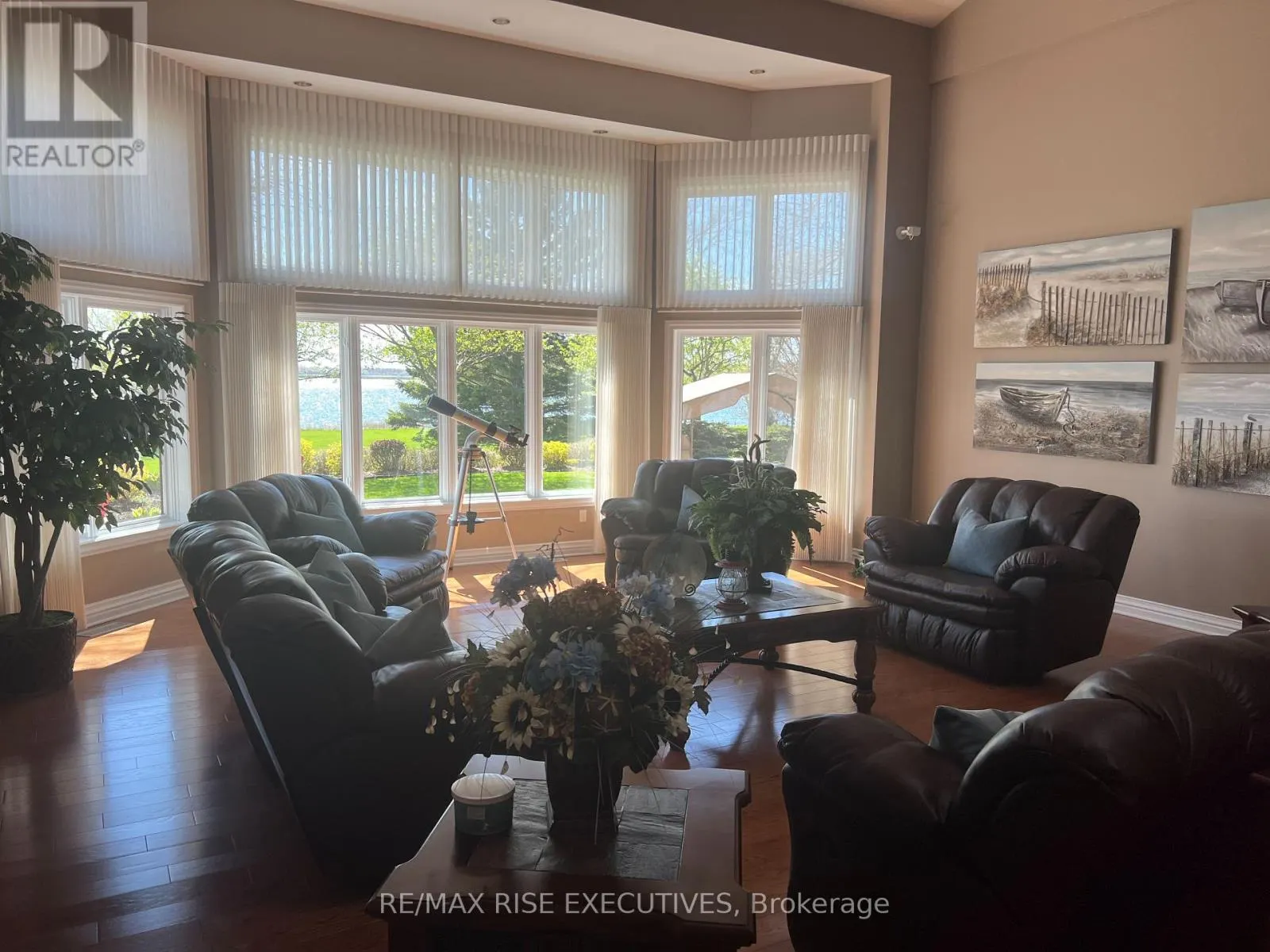 16024 LAKESIDE DRIVE