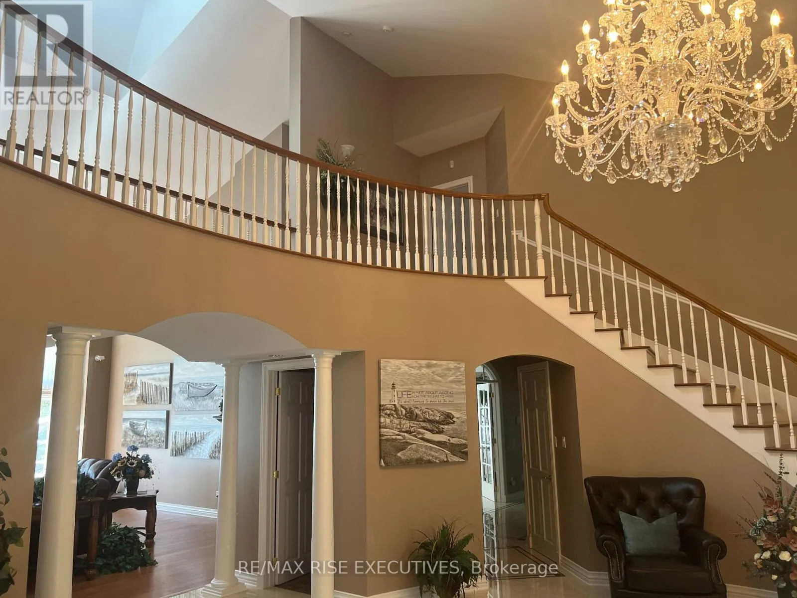 16024 LAKESIDE DRIVE