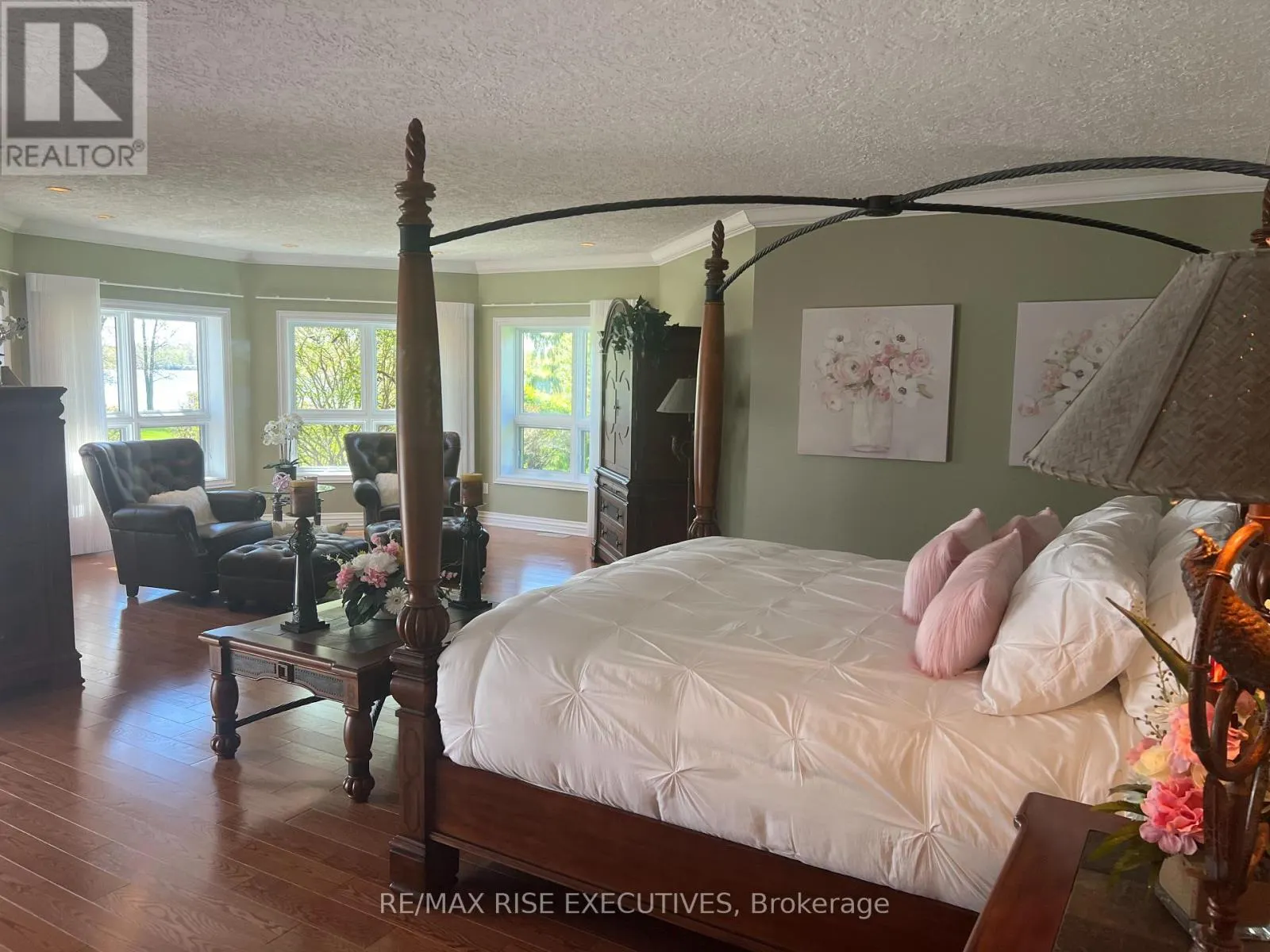 16024 LAKESIDE DRIVE