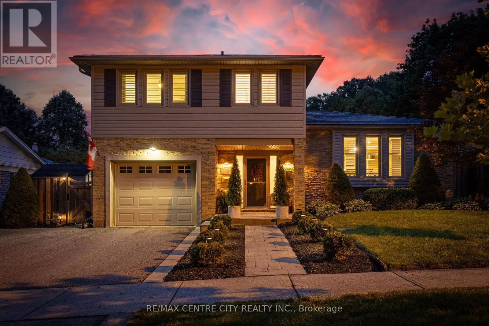 144 SPRINGFIELD CRESCENT
