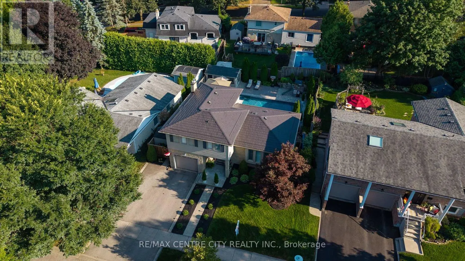 144 SPRINGFIELD CRESCENT