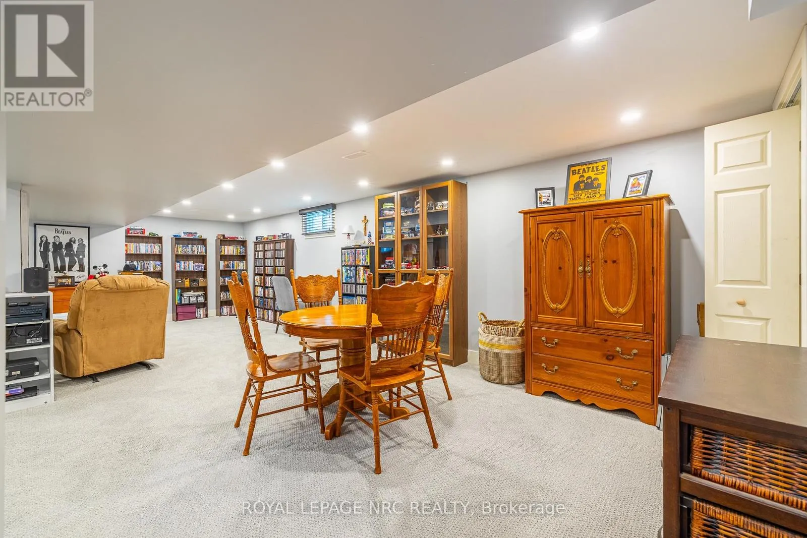 4982 EPSOM COURT