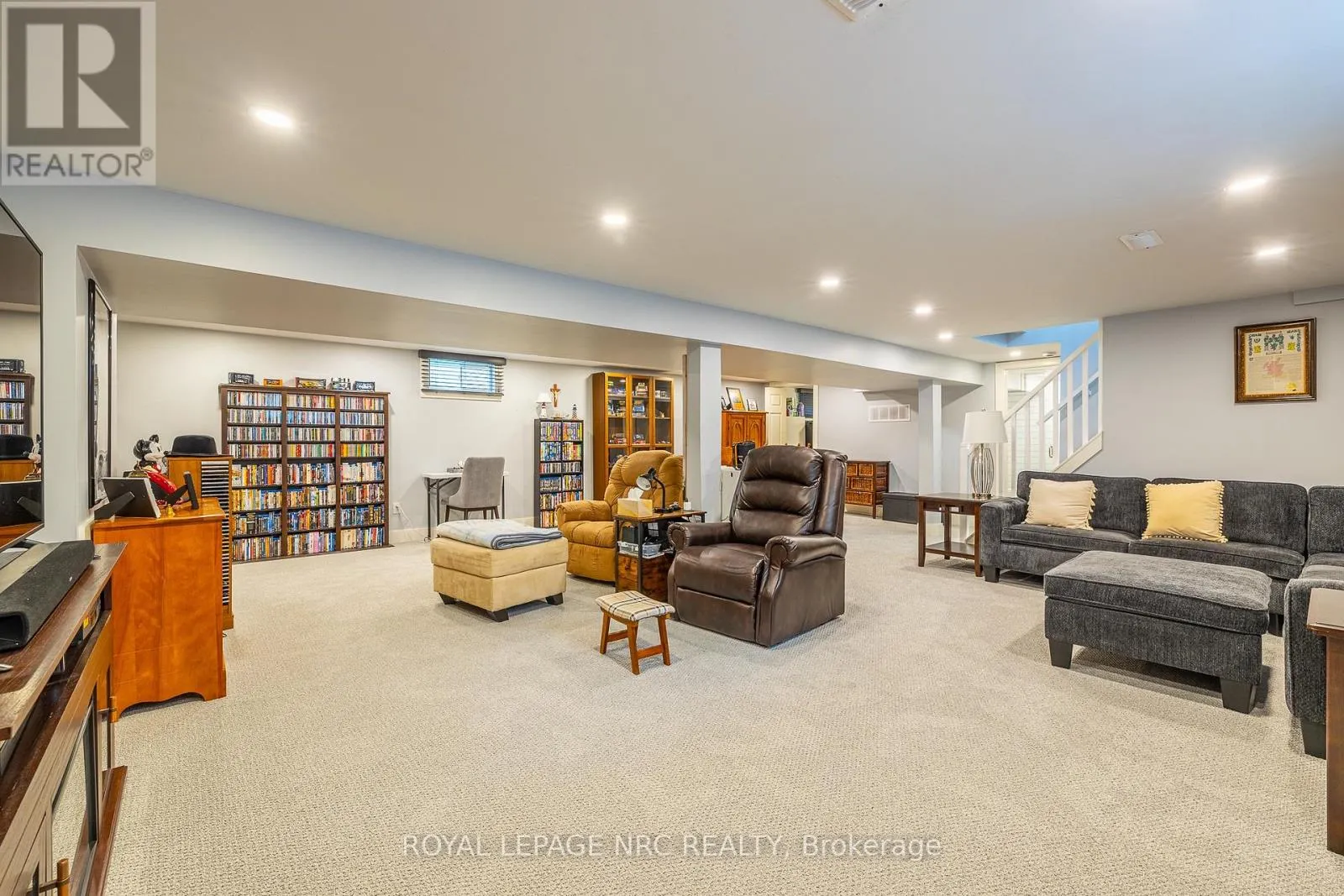 4982 EPSOM COURT