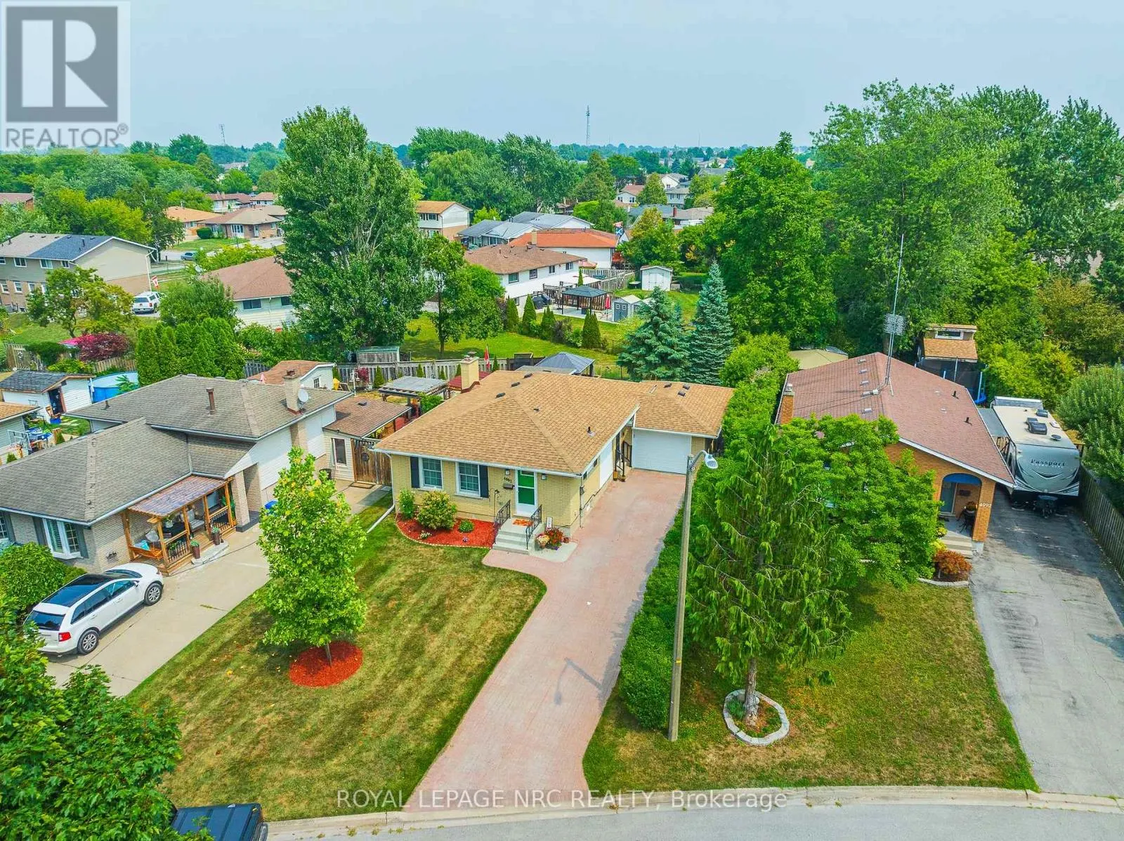 4982 EPSOM COURT