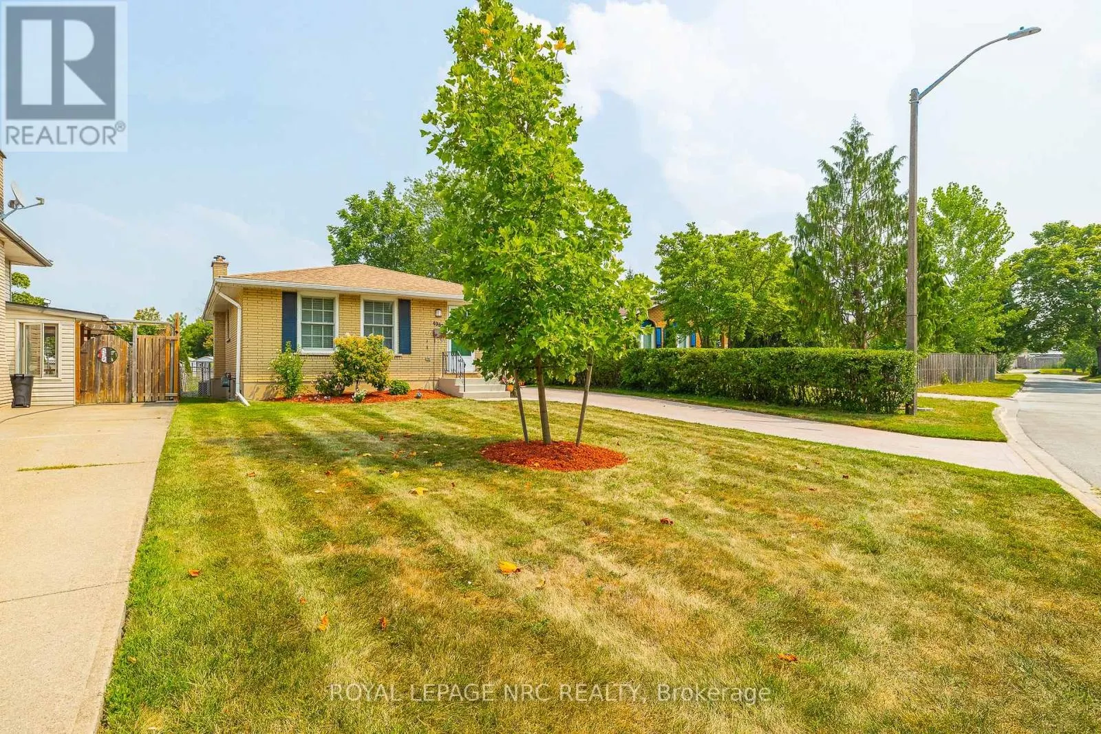 4982 EPSOM COURT