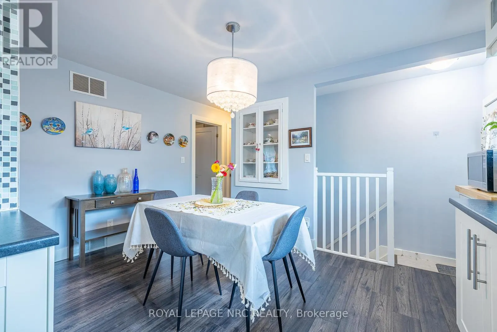 4982 EPSOM COURT
